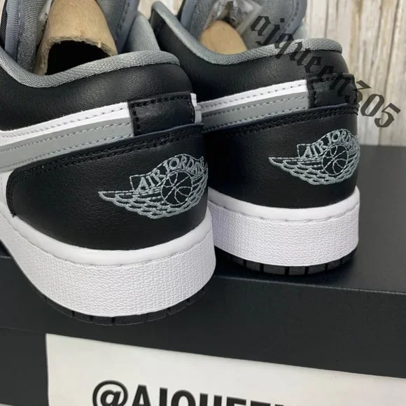 Air Jordan 1 Low Shadow - Picture 8 of 8